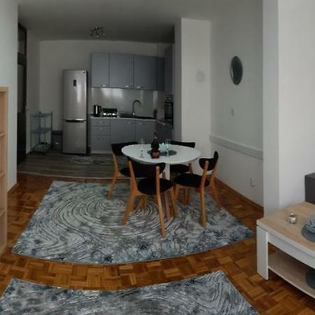 Apartment Emina トラヴニク エクステリア 写真